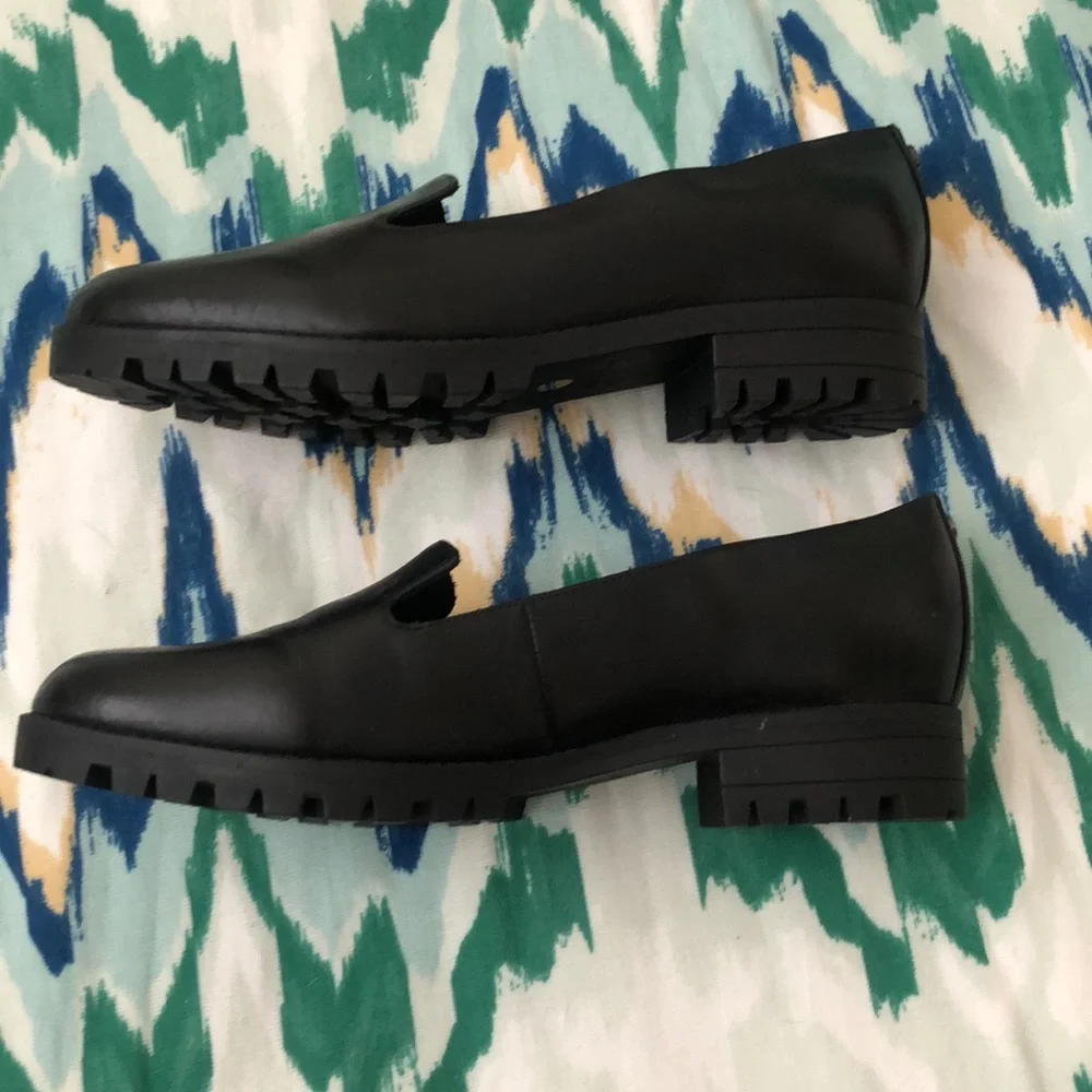 Easy Spirit Women's Black Slip-On “Geneva” Loafers
